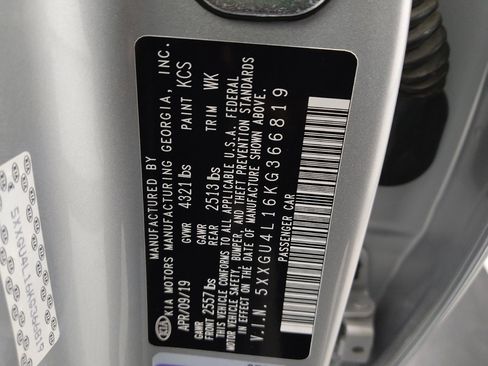 Used 2019 Kia Optima EX image 33