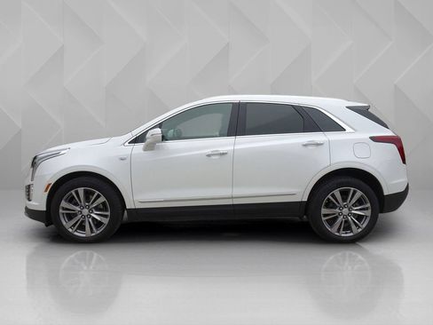 Certified 2024 Cadillac XT5 Premium Luxury AWD/4WD image 2