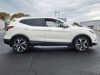 Certified 2022 Nissan Rogue Sport SL w/ Premium Package video 2