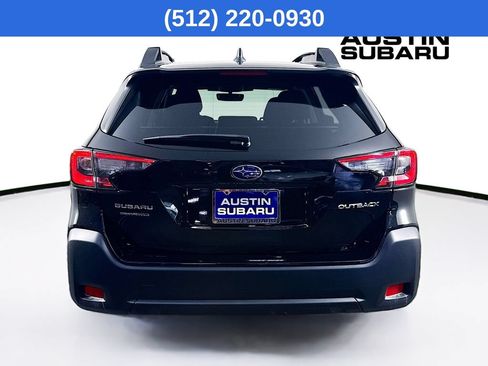 Used 2025 Subaru Outback Premium AWD/4WD image 7