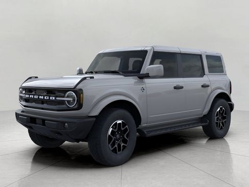 New 2026 Ford Bronco Outer Banks AWD/4WD image 1