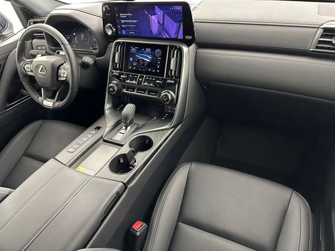 New 2026 Lexus LX 700h Luxury image 38