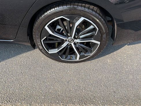 Used 2024 Nissan Altima 2.5 SR FWD image 36