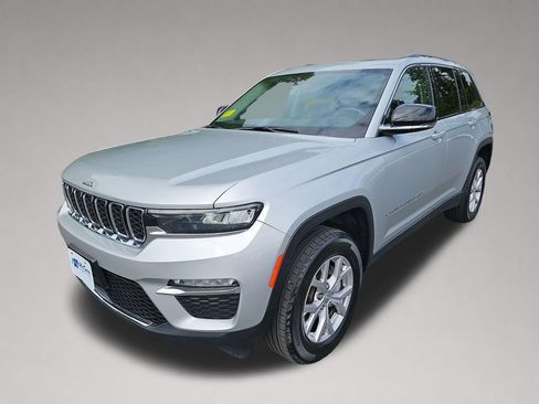 Used 2022 Jeep Grand Cherokee Limited AWD/4WD image 8