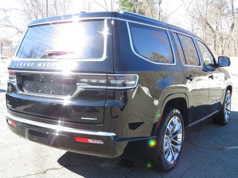 Used 2023 Jeep Grand Wagoneer Series II w/ Premium Group II image 5
