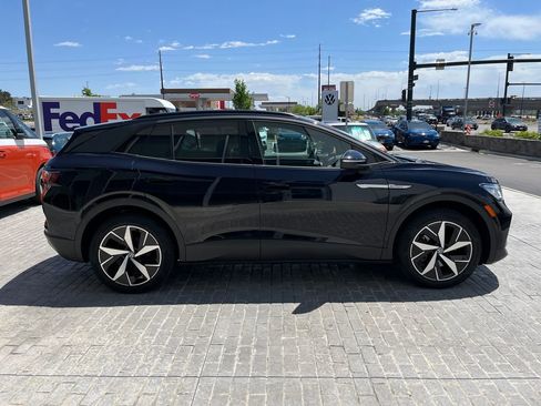 Certified 2023 Volkswagen ID.4 Pro S AWD/4WD image 11