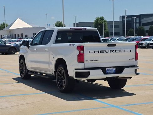 Used 2022 Chevrolet Silverado 1500 RST w/ Convenience Package II AWD/4WD image 8