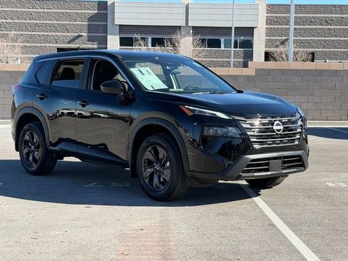 New 2026 Nissan Rogue SV AWD/4WD image 9