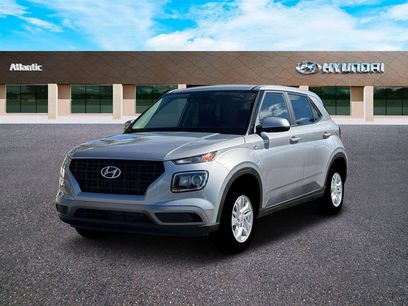 New 2026 Hyundai Venue SE
