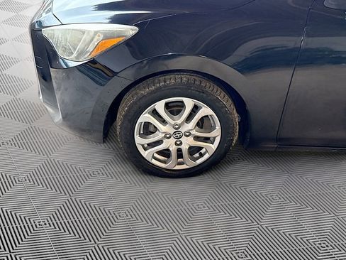 Used 2016 Scion iA Base image 31