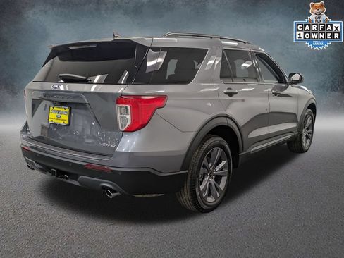 Used 2023 Ford Explorer XLT w/ Equipment Group 202A AWD/4WD image 4
