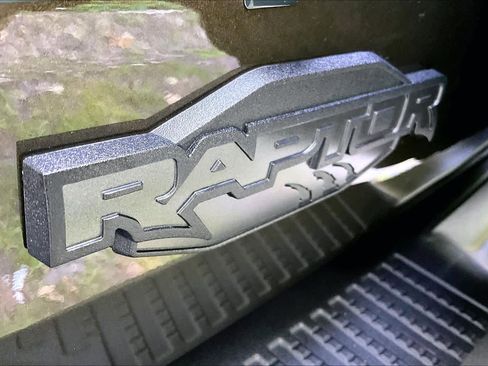 Used 2025 Ford Bronco Raptor AWD/4WD image 29