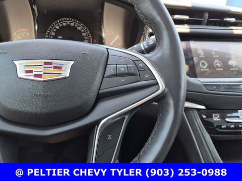 Used 2018 Cadillac XT5 Luxury w/ Driver Awareness Package FWD image 32