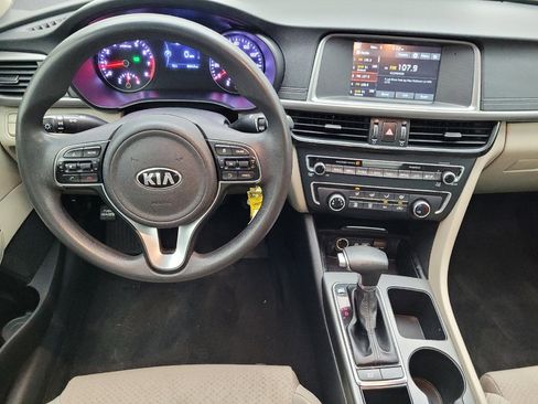 Used 2018 Kia Optima LX image 22