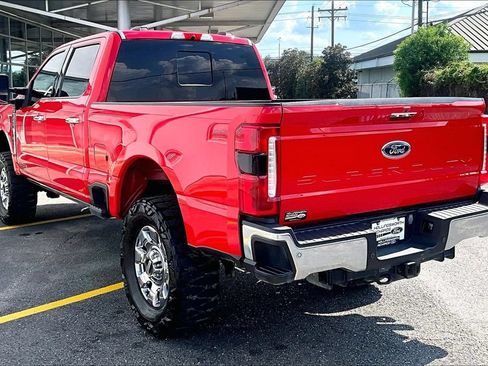 Used 2024 Ford F250 Lariat w/ Lariat Ultimate Package AWD/4WD image 8