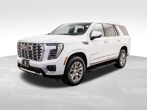 Used 2025 GMC Yukon Denali image 1