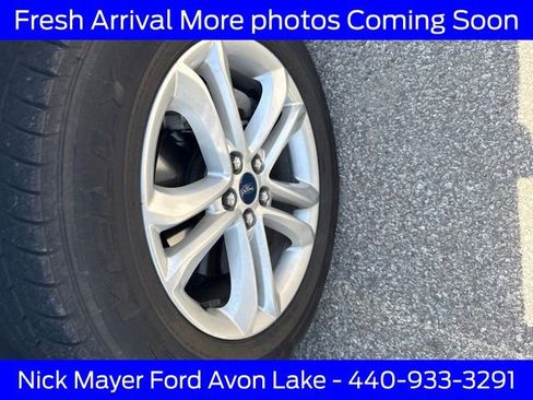Used 2019 Ford Edge SEL w/ Equipment Group 201A FWD image 12