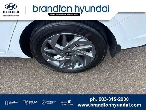 Certified 2024 Hyundai Elantra SEL FWD image 31