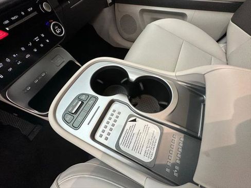 New 2026 Hyundai Ioniq 9 SEL AWD/4WD image 17