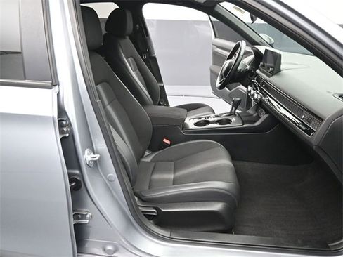 Used 2023 Honda Civic Sport image 38