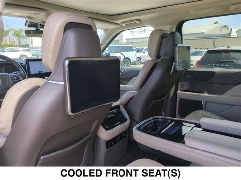 Certified 2022 Lincoln Navigator L Reserve image 26