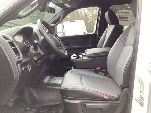 New 2026 RAM 5500 Tradesman w/ Chrome Appearance Group image 22