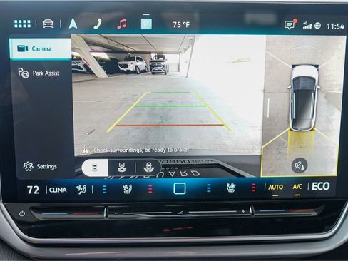 New 2025 Volkswagen ID.4 Pro S Plus image 12