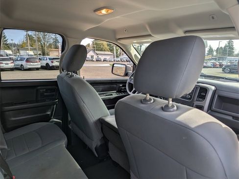 Used 2017 RAM 1500 ST w/ SXT Appearance Group image 29