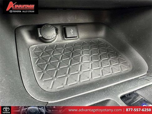 Certified 2021 Toyota RAV4 XLE Premium image 34