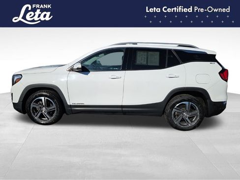 Used 2021 GMC Terrain SLT w/ LPO, Floor Liner Package image 4