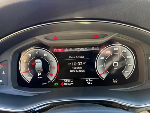 Certified 2025 Audi Q7 3.0T Prestige image 11