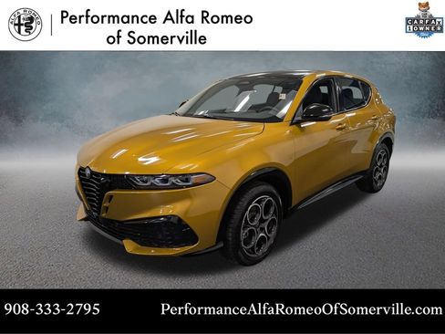 Used 2026 Alfa Romeo Tonale w/ Black Premium Package AWD/4WD image 1