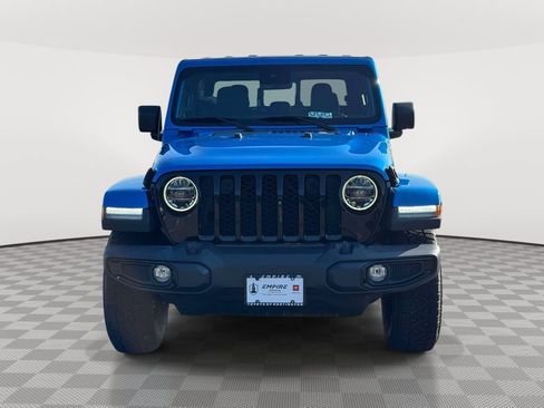 Used 2022 Jeep Gladiator Sport AWD/4WD image 2