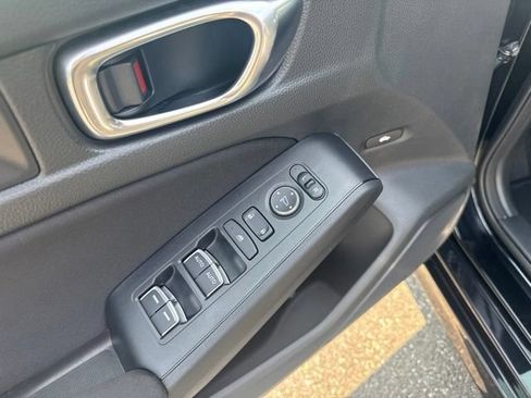 Used 2023 Honda Civic Sport image 22