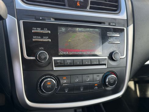 Used 2017 Nissan Altima 2.5 S w/ Power Driver Seat Package FWD image 18