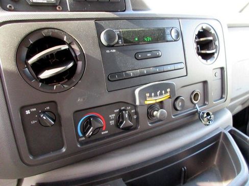 Used 2011 Ford E-350 and Econoline 350 Super Duty w/ PWR Group image 18