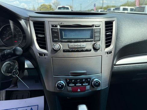 Used 2013 Subaru Outback 2.5i Premium w/ All-Weather Pkg image 15