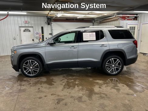 Used 2023 GMC Acadia SLT w/ Technology Package image 2