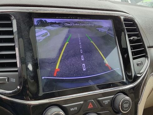 Used 2019 Jeep Grand Cherokee Overland image 22