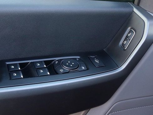 Used 2025 Ford F250 XLT image 14