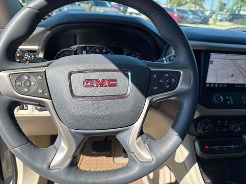 Used 2023 GMC Acadia Denali FWD image 22