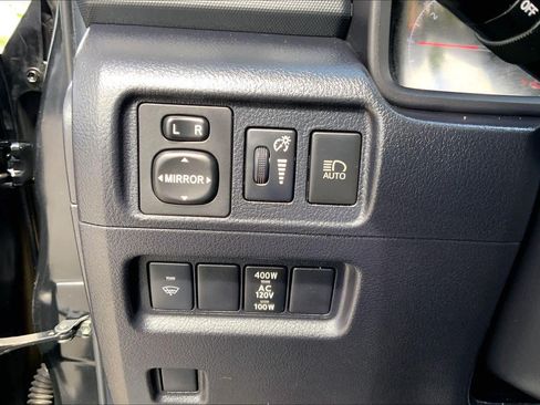 Used 2021 Toyota 4Runner SR5 Premium w/ Moonroof Package RWD image 14