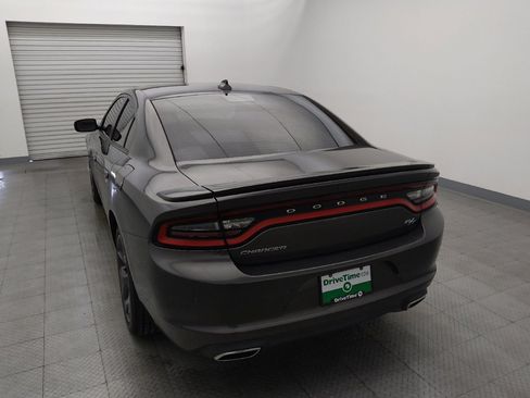 Used 2018 Dodge Charger R/T w/ Plus Group RWD image 6