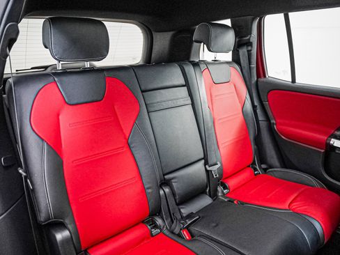 Certified 2022 Mercedes-Benz GLB 35 AMG 4MATIC image 14