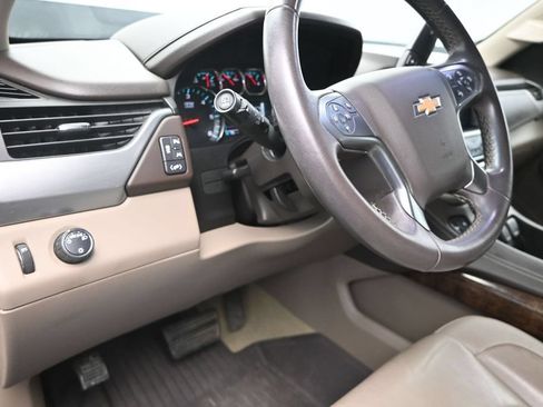 Used 2017 Chevrolet Tahoe LT RWD image 12