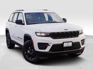 New 2025 Jeep Grand Cherokee Altitude video 2