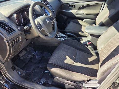 Used 2019 Mitsubishi Outlander Sport ES FWD image 8