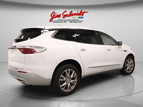 Used 2023 Buick Enclave Premium w/ Experience Buick Package AWD/4WD image 6