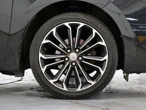 Used 2016 Toyota Corolla L FWD image 32
