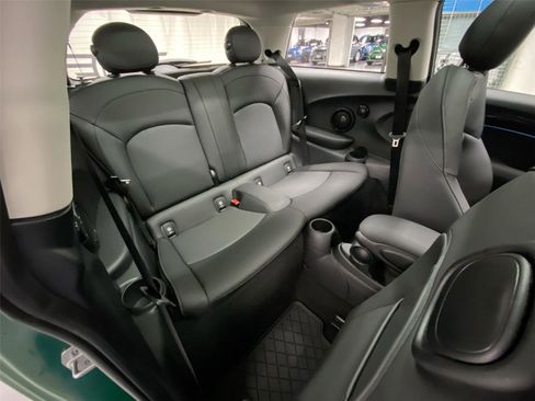 Certified 2024 MINI Cooper SE image 29